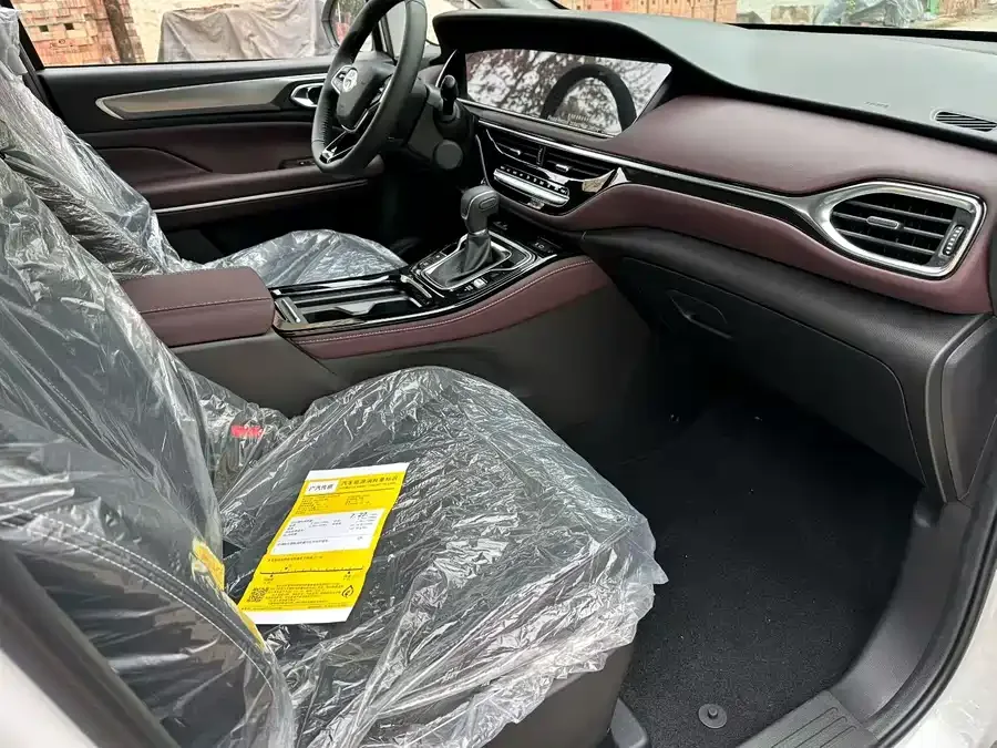 GAC Trumpchi M6 Trumpchi M6 2023 PRO 270T DCT Luxury Edition 2026 — миниатюра 5