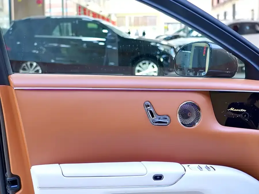 Zunjie S800 2025 Range Extended Star Executive Edition S800 (4-seater, 192-line LiDAR) 2025 — миниатюра 3