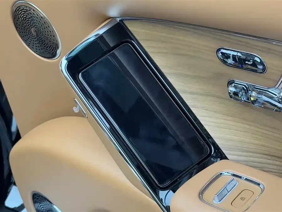 Zunjie S800 2025 Range Extended Star Executive Edition S800 (4-seater, 192-line LiDAR) 2026 — миниатюра 3