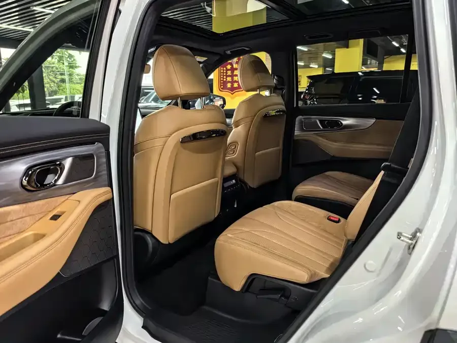 GAC Trumpchi ES9 PHEV Trumpchi ES9 2024 PHEV 143km Traveler Max 2023 — миниатюра 2
