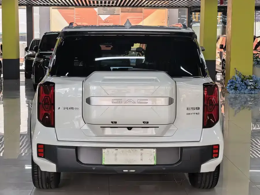 GAC Trumpchi ES9 PHEV Trumpchi ES9 2024 PHEV 143km Traveler Max 2023 — миниатюра 5