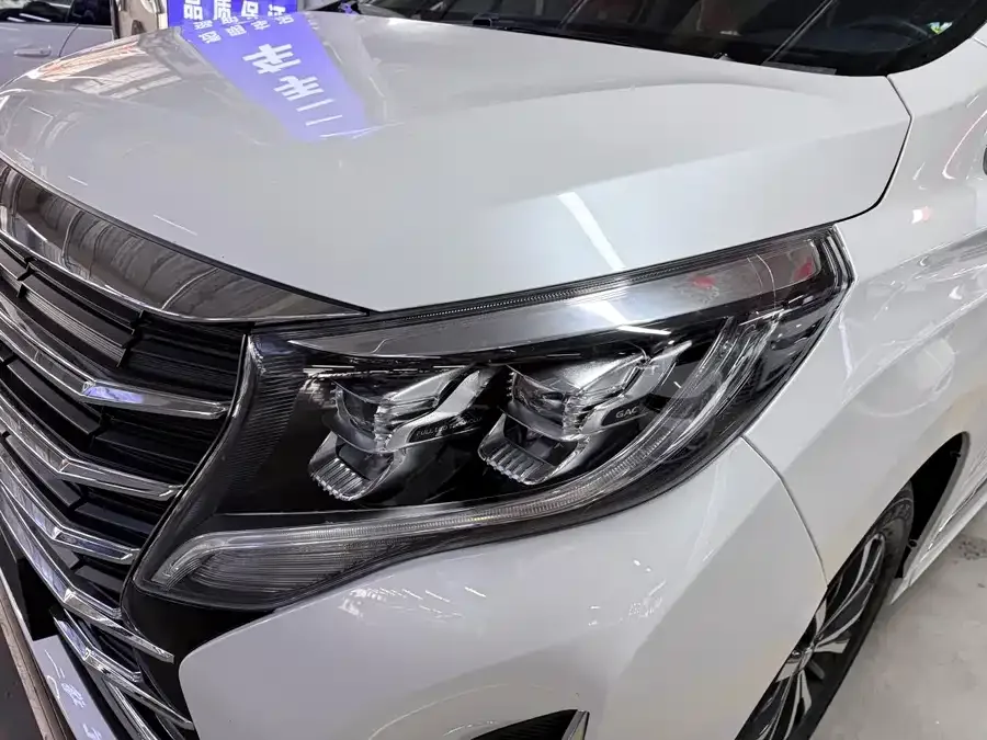 GAC Trumpchi M8 Trumpchi M8 2023 Lingxiu Series 390T Deluxe Edition 2023 — миниатюра 3