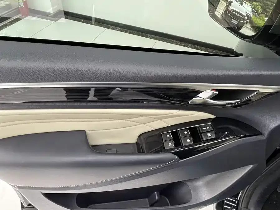 GAC Trumpchi M8 Trumpchi M8 2021 Master Series 390T Four-seat Honor Edition 2022 — миниатюра 2