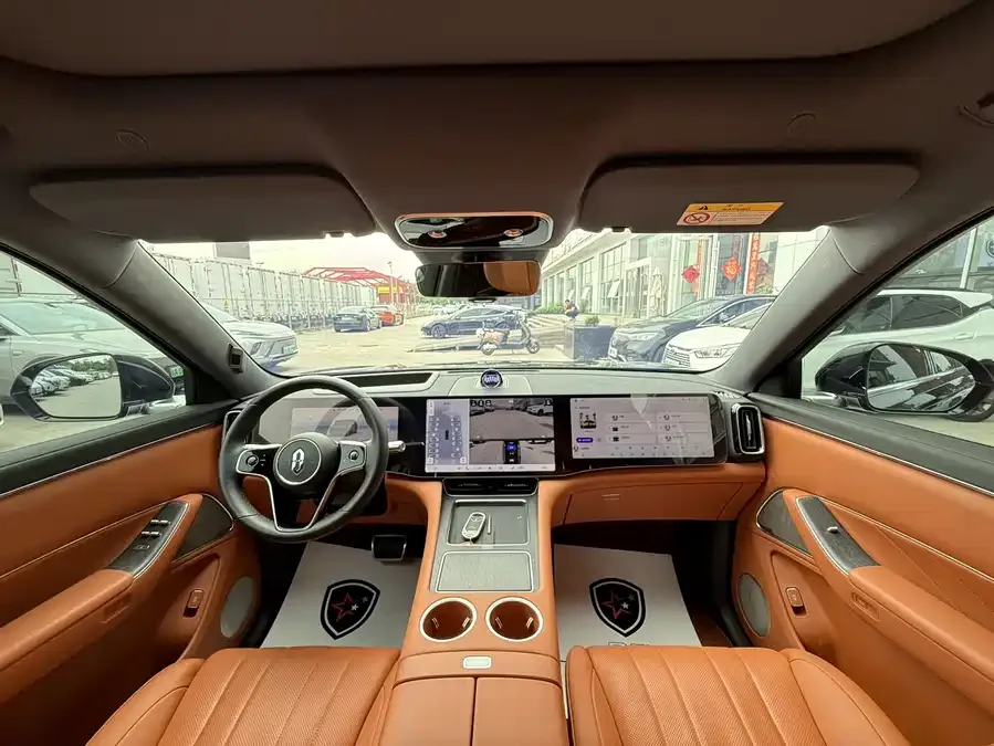 AITO M8 Wenjie M8 2025 Extended Range Max+ Version 53.4kWh 5-Seat Version (192-line LiDAR) 2025 — миниатюра 5
