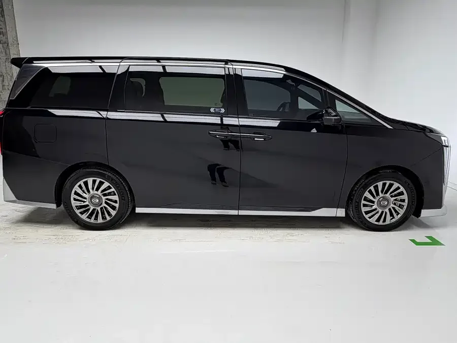 GAC Trumpchi M8 Trumpchi M8 2023 Grandmaster Series 400T Supreme Edition 2023 — миниатюра 3