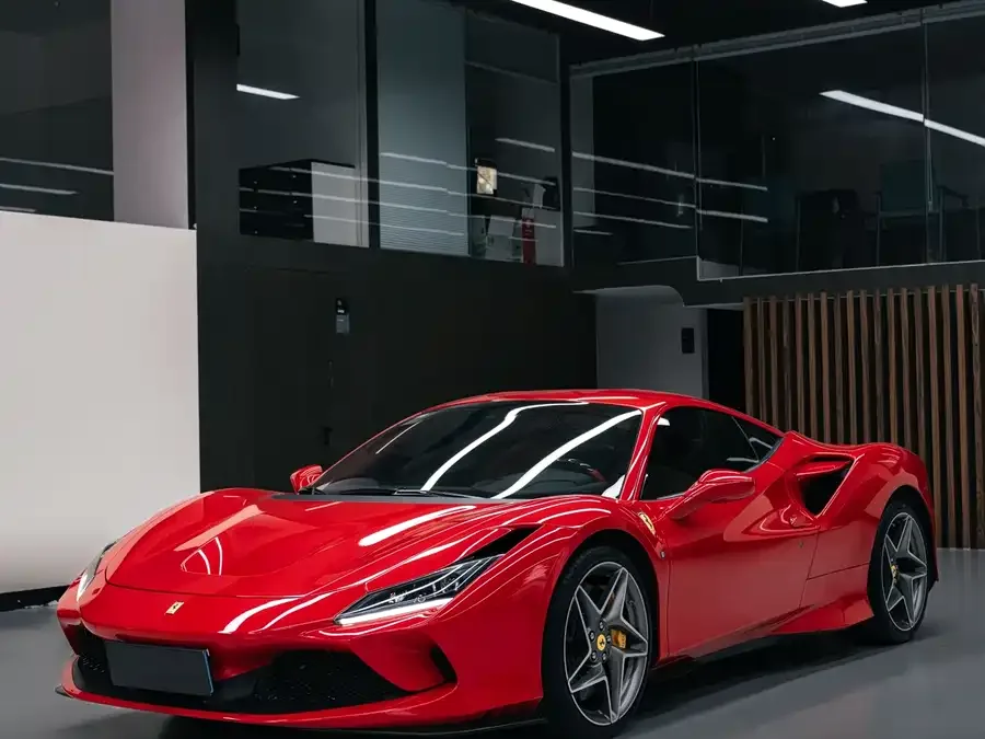 Ferrari F8 2023
