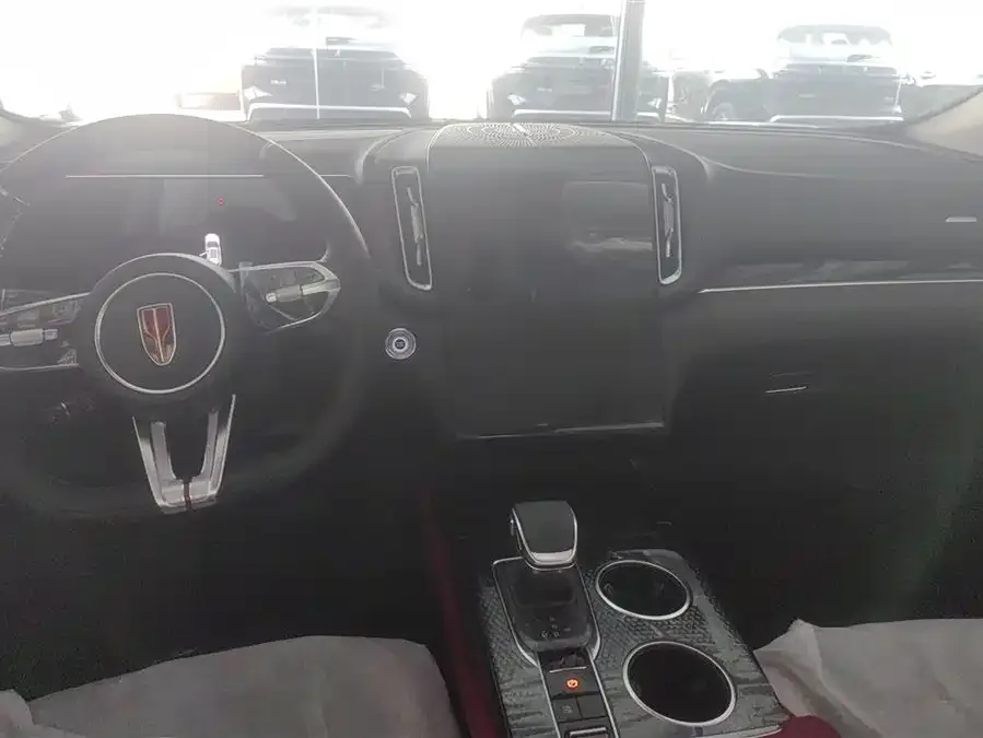 Hongqi HS3 Hongqi HS3 2024 1.5T Zhiwei Edition 2026 — миниатюра 4