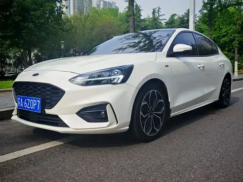 Ford Focus 2022 buy in Moscow