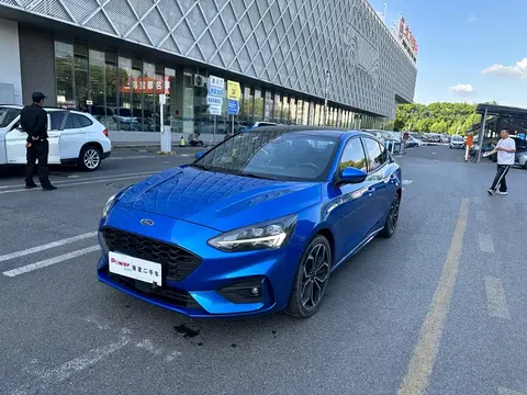 Ford Focus 2022 buy in Moscow