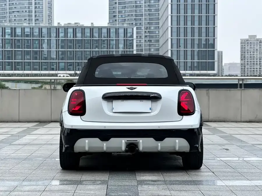 MINI JCW MINI JCW 2025 JOHN COOPER WORKS CABRIO 2026 — миниатюра 2
