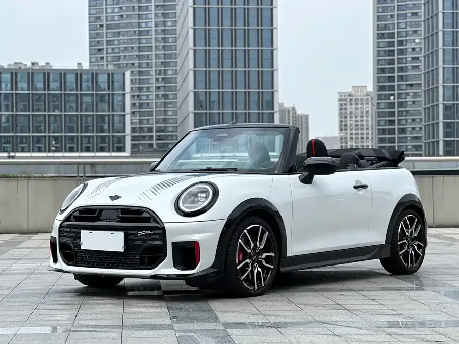 MINI JCW 2026