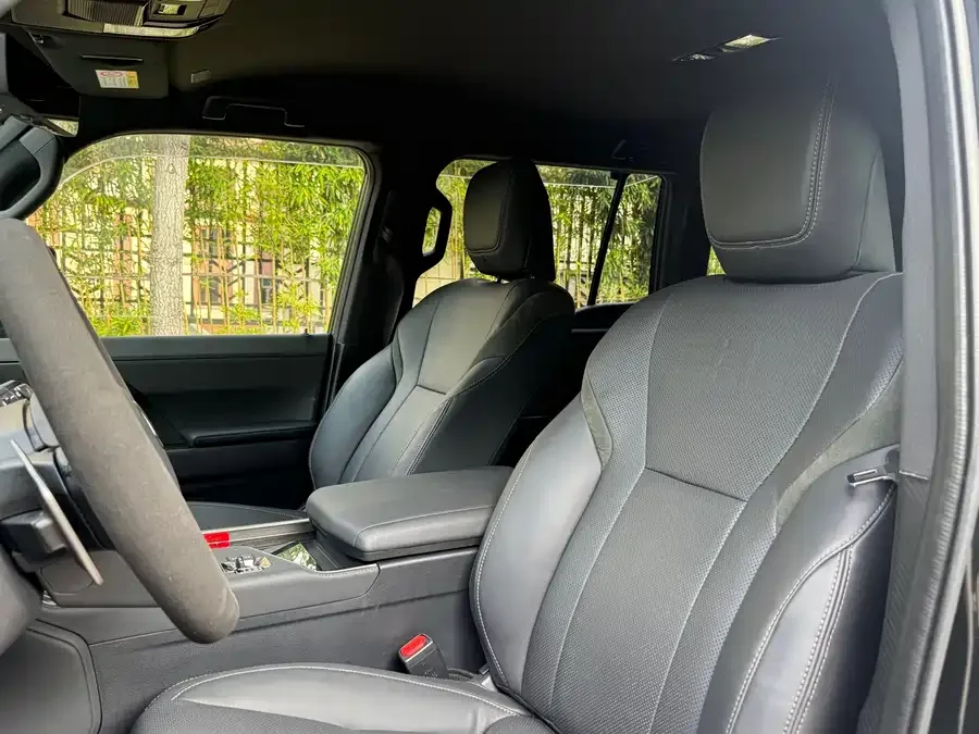Lexus GX 2024 Overtrail Peak Edition 2024 — миниатюра 5
