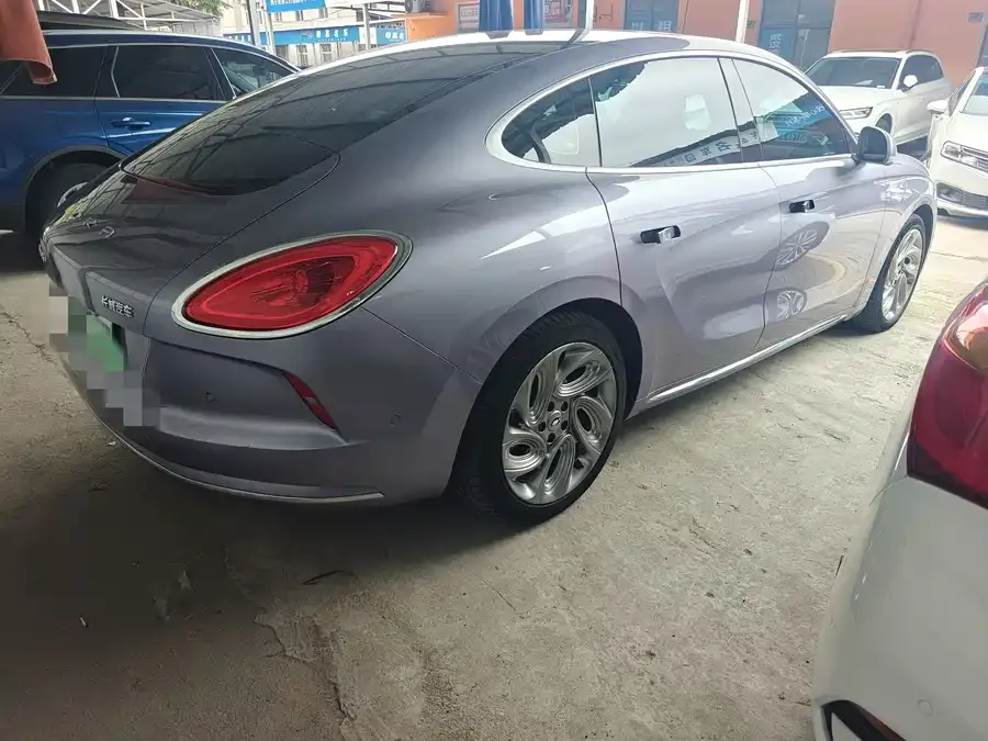 ORA lightning cat Euler Lightning Cat 2022 555km Deluxe Edition 2022 — миниатюра 2