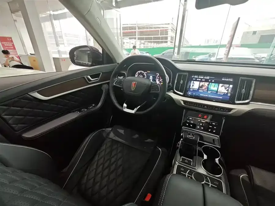 Hongqi HS7 Hongqi HS7 2023 2.0T Automatic 4WD Flagship Edition 7 Seaters 2022 — миниатюра 2