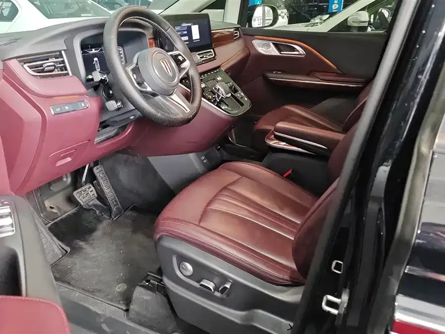 Hongqi HQ9 PHEV Hongqi HQ9 PHEV 2024 2.0T 4WD Luxury Edition 2024 — миниатюра 3