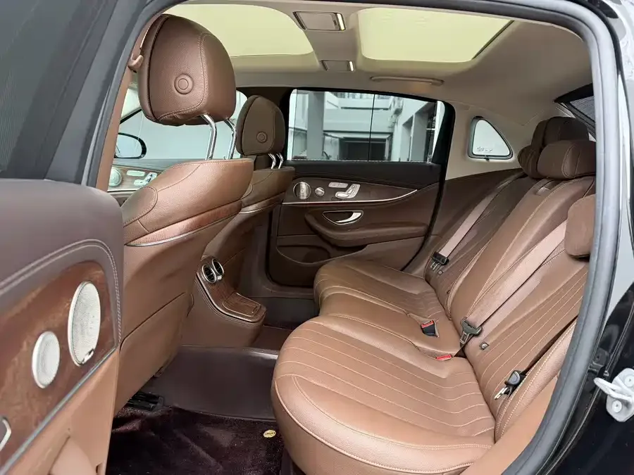 Mercedes-Benz E-Class Mercedes-Benz E-Class 2023 E 300 L Luxury Edition 2023 — миниатюра 2