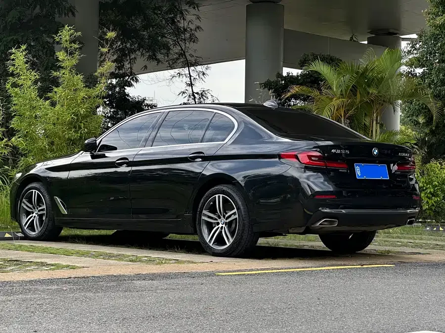BMW 5 Series BMW 5 Series 2023 530Li Leading Luxury Package 2023 — миниатюра 2