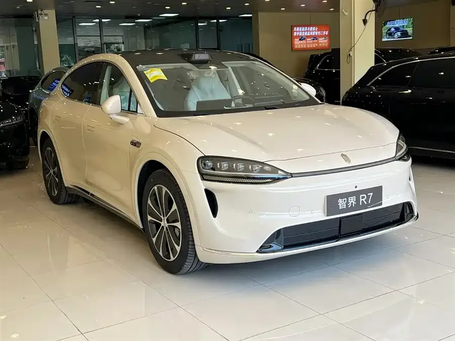 Smart world R7 Zhijie R7 2026 Extended Range Max+ (192-line LiDAR) 2026 — миниатюра 2