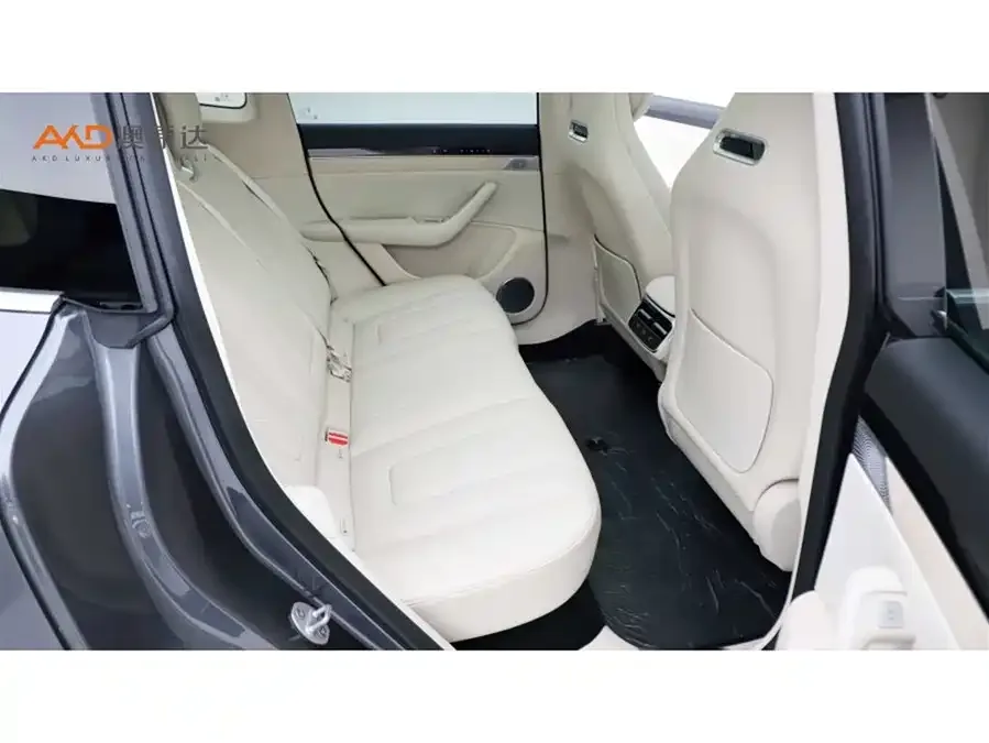 Smart world R7 Zhijie R7 2025 model with extended range of 331km Ultra 2025 — миниатюра 5