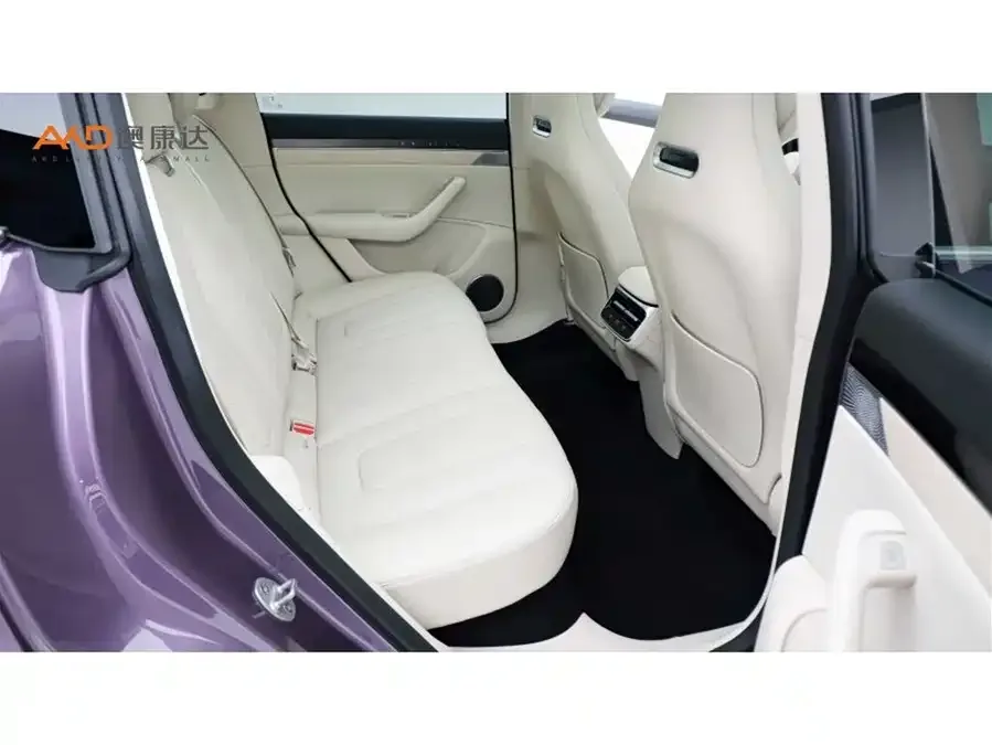Smart world R7 Zhijie R7 2025 model with extended range of 331km Ultra 2025 — миниатюра 5