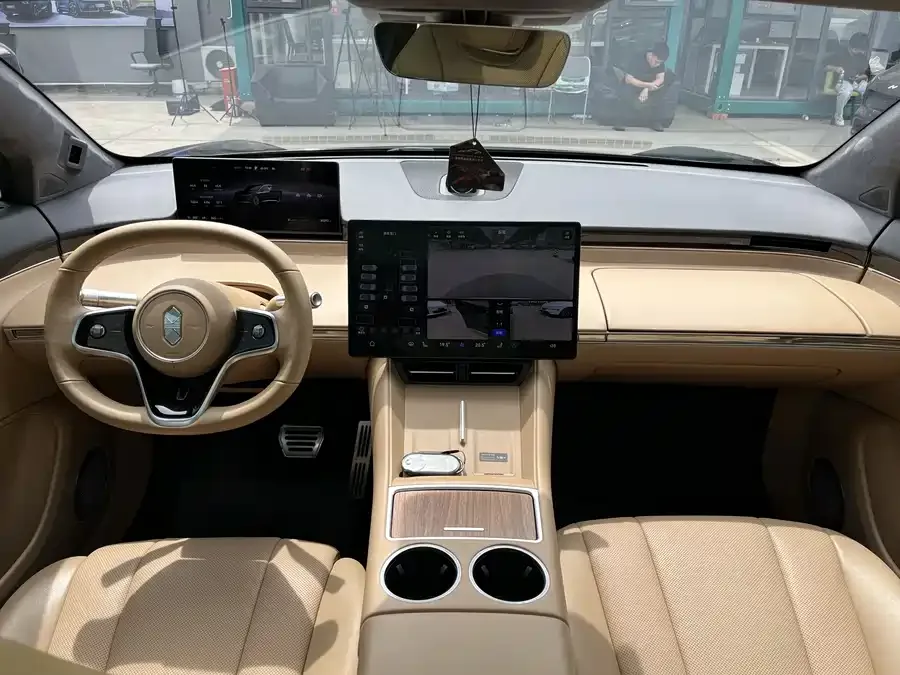 Smart world R7 Zhijie R7 2024 pure electric 667km Max 2025 — миниатюра 3