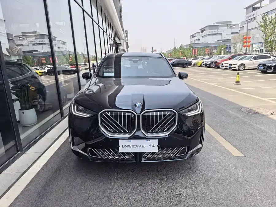 BMW X3 2025 facelift xDrive25L Luxury Package 2025 — миниатюра 4