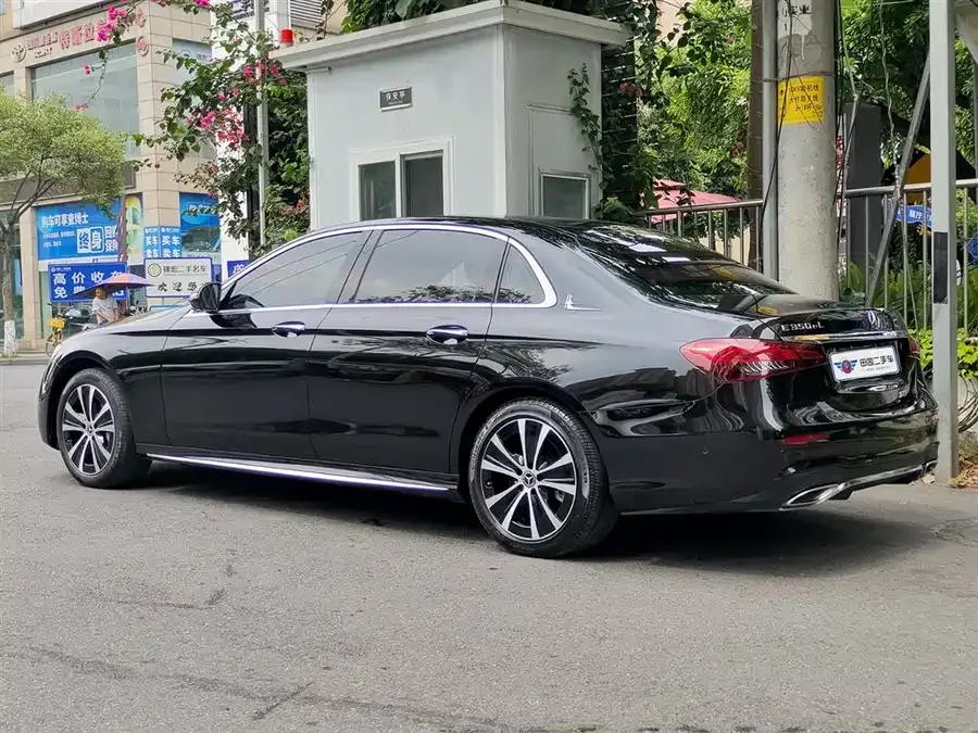 Mercedes-Benz E-class new energy Mercedes-Benz E-Class New Energy 2023 E 350 e L Plug-in Hybrid Sports Sedan 2023 — миниатюра 4