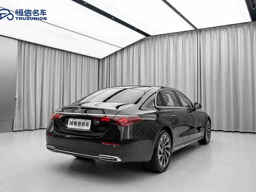 Mercedes-Benz E-Class Mercedes-Benz E-Class 2024 facelift E 300 L Luxury Edition 2024 — миниатюра 2