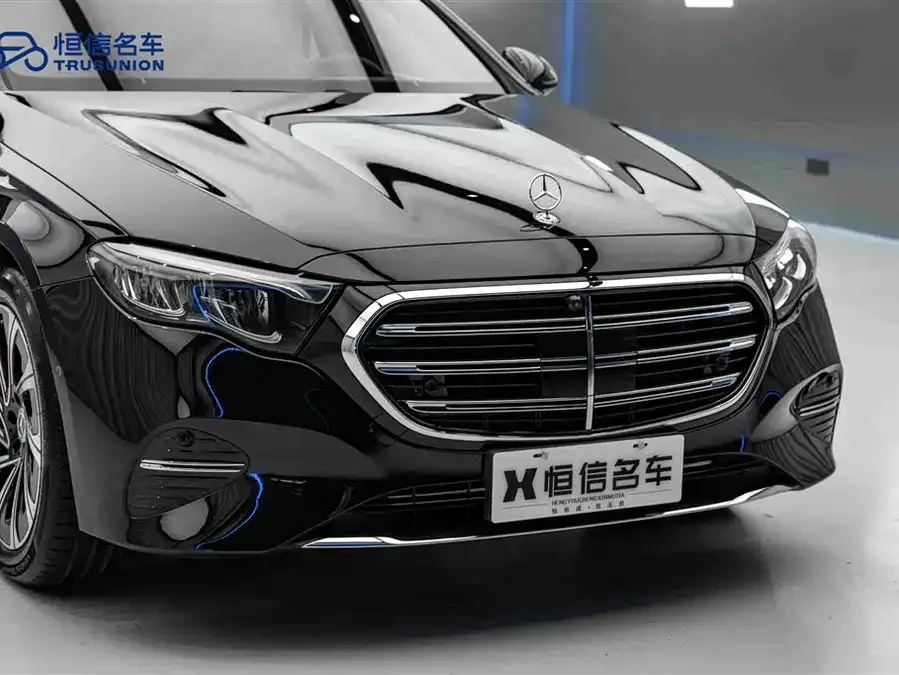 Mercedes-Benz E-Class Mercedes-Benz E-Class 2024 facelift E 300 L Luxury Edition 2024 — миниатюра 3