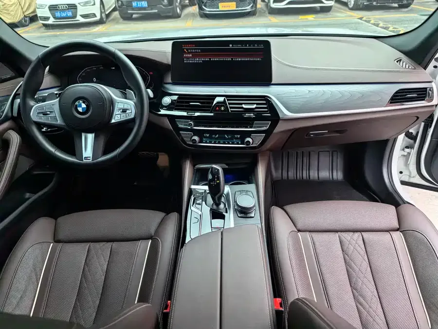 BMW 5 Series BMW 5 Series 2023 530Li Exclusive M Sport Package 2023 — миниатюра 2