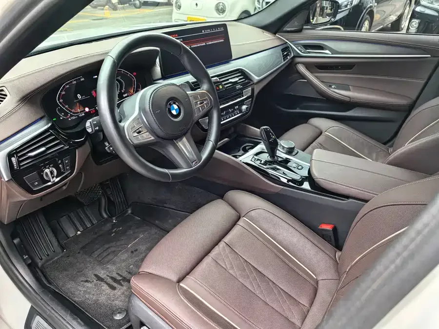 BMW 5 Series BMW 5 Series 2023 530Li Exclusive M Sport Package 2023 — миниатюра 4