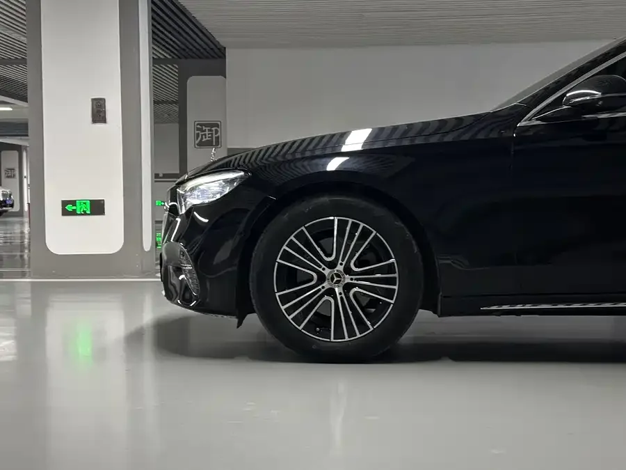 Mercedes-Benz E-Class Mercedes-Benz E-Class 2024 E 260 L 2024 — миниатюра 2