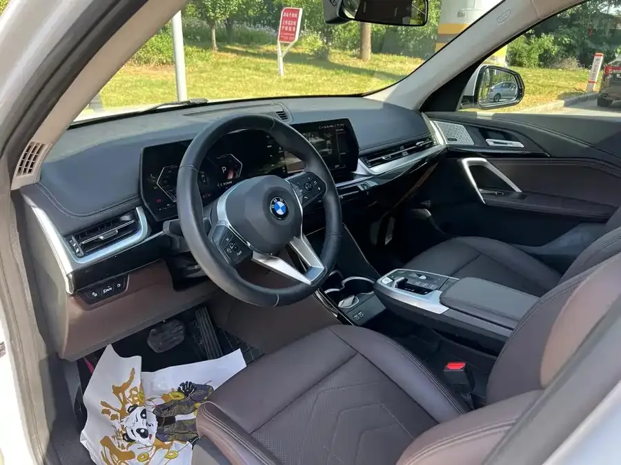 BMW X1 2024 sDrive25Li M Sport Package 2024 — миниатюра 4