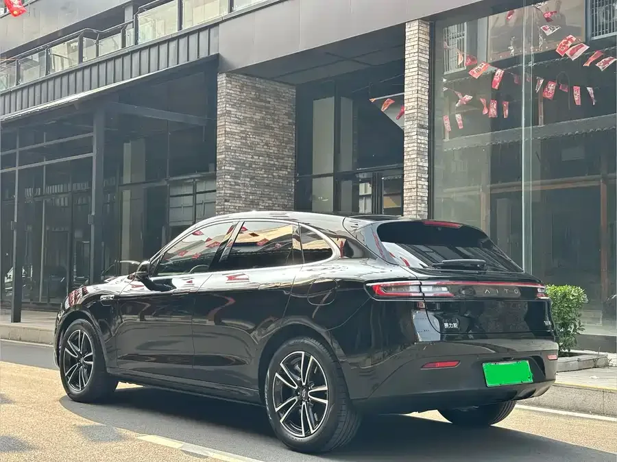 AITO M5 M5 2024 Extended Range Max Rear-wheel Drive Advanced Intelligent Driving Edition 2024 — миниатюра 3