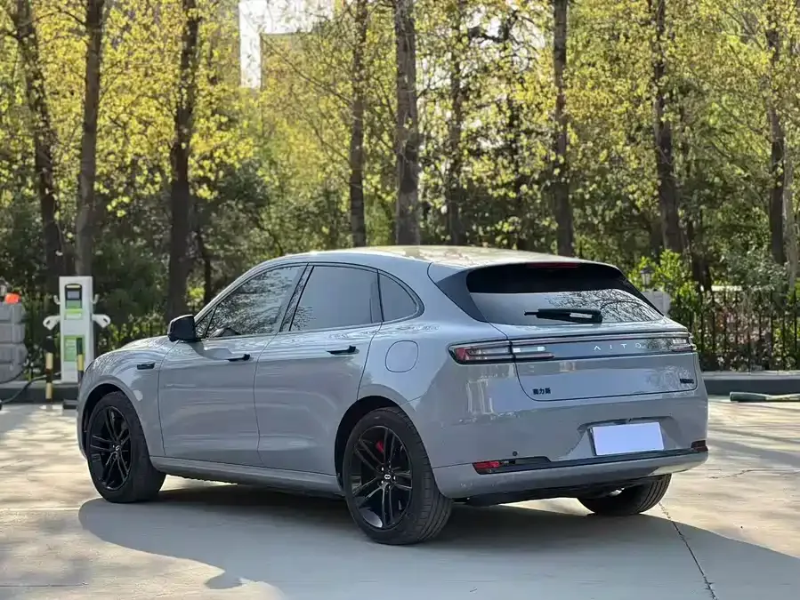 AITO M5 M5 2024 pure electric Max rear-wheel drive high-end intelligent driving version 2024 — миниатюра 3