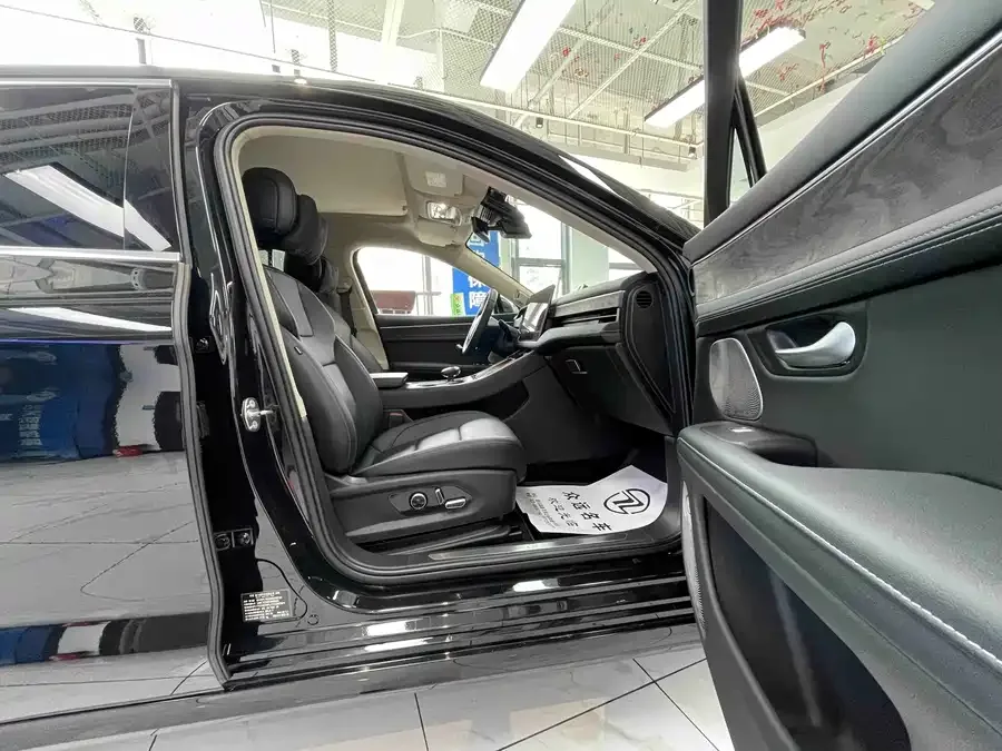 AITO M5 M5 2022 pure electric four-wheel drive performance version 2023 — миниатюра 3