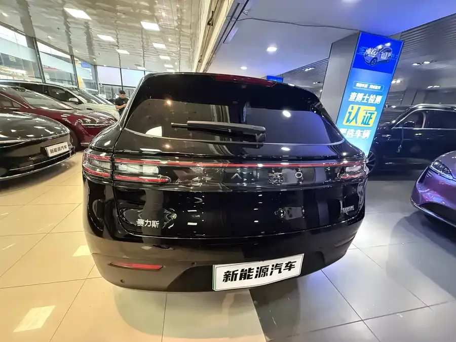 AITO M5 M5 2024 Extended Range Max Rear-wheel Drive Advanced Intelligent Driving Edition 2024 — миниатюра 3