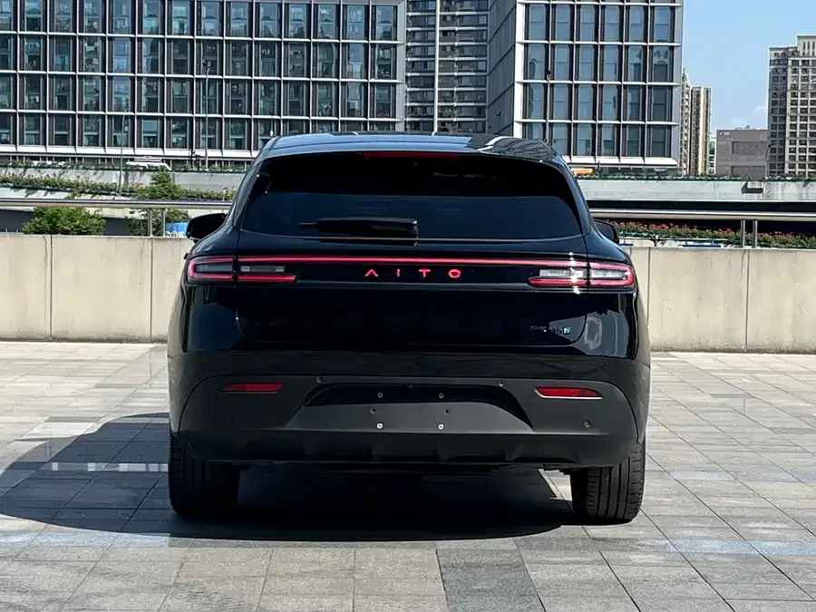 AITO M5 M5 2024 pure electric Max rear-wheel drive high-end intelligent driving version 2024 — миниатюра 2