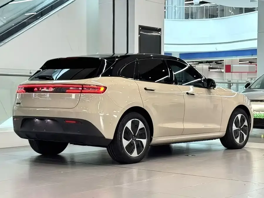 AITO M5 Wenjie M5 2023 pure electric rear-wheel drive standard version 2023 — миниатюра 4