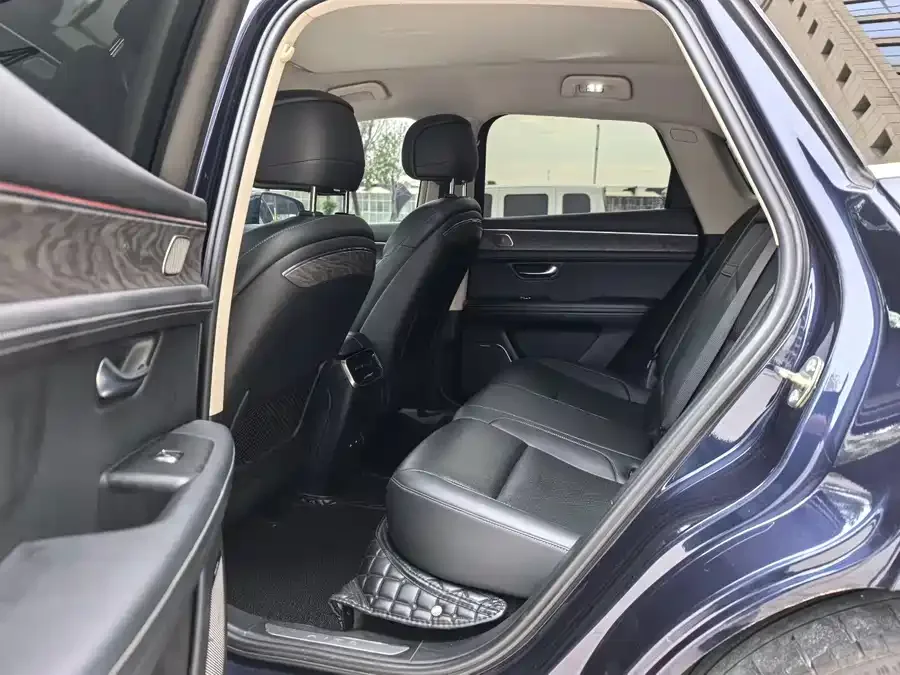 AITO M5 M5 2022 Extended Range 4WD Flagship Edition 2022 — миниатюра 2