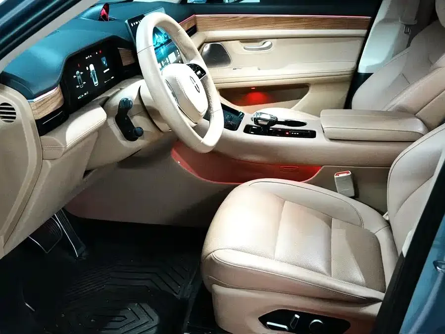 AITO M5 M5 2024 pure electric Max rear-wheel drive high-end intelligent driving version 2024 — миниатюра 3