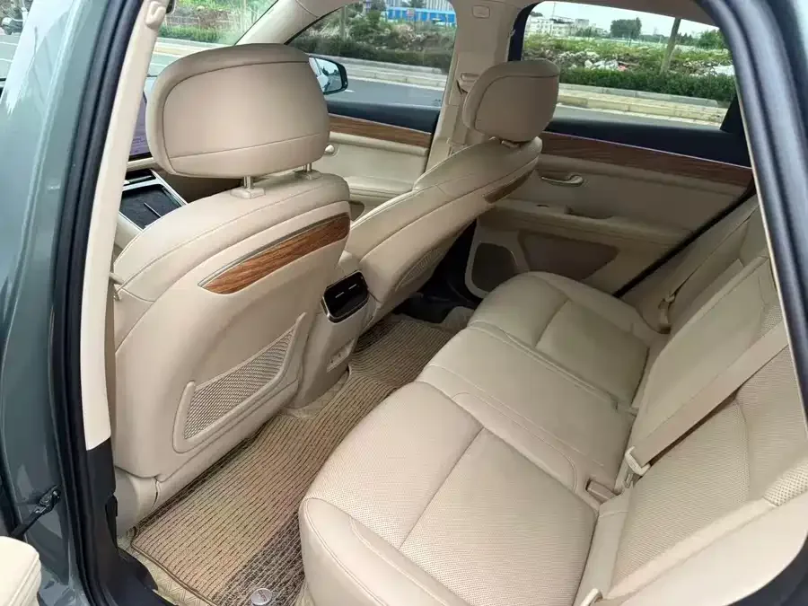 AITO M5 M5 2024 pure electric Max rear-wheel drive high-end intelligent driving version 2023 — миниатюра 2