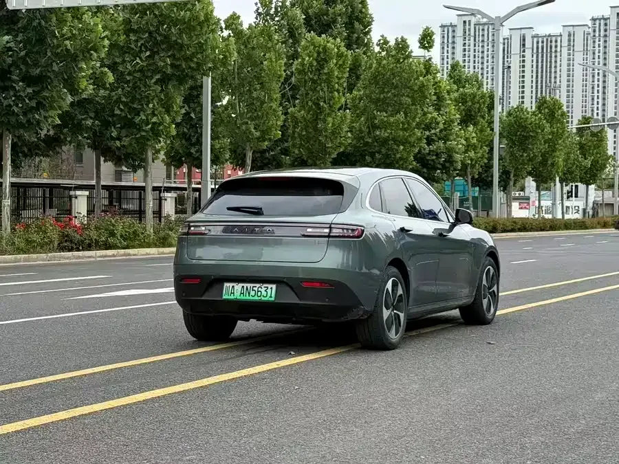 AITO M5 M5 2024 pure electric Max rear-wheel drive high-end intelligent driving version 2023 — миниатюра 5