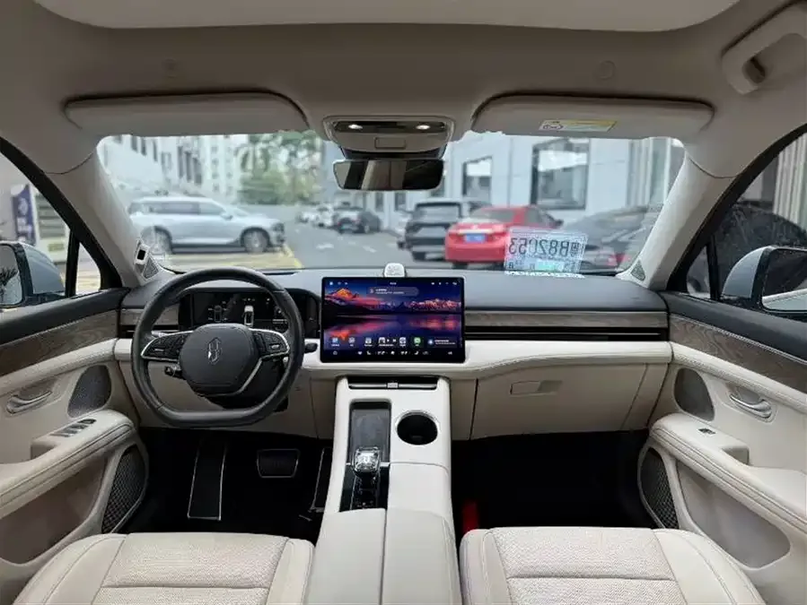 AITO M5 M5 2022 Extended Range 4WD Flagship Edition 2022 — миниатюра 5