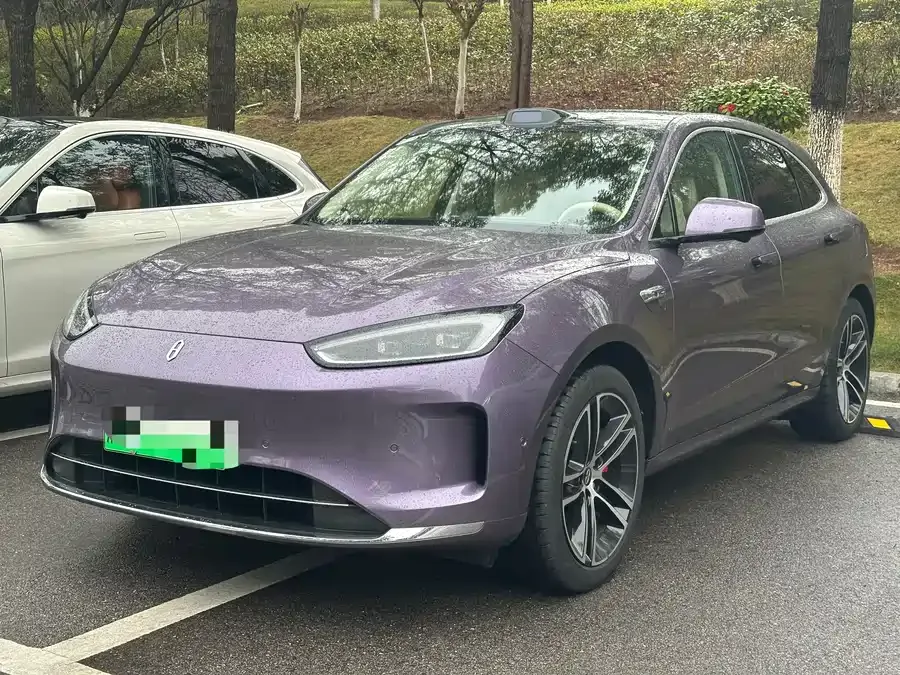 AITO M5 M5 2025 Extended Range Ultra 4WD Edition 2025 — фото 1, купить с доставкой в Москву