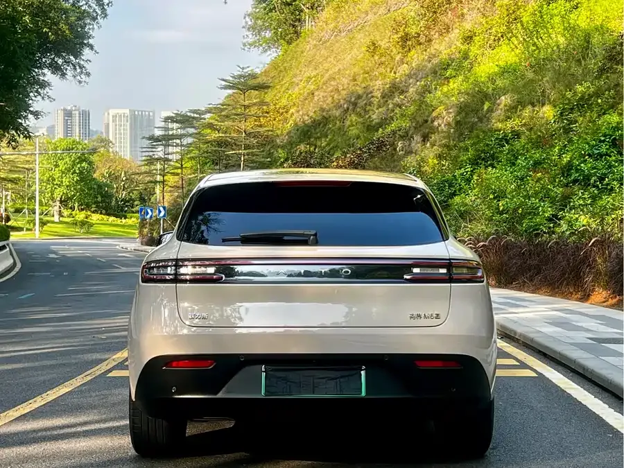 AITO M5 M5 2022 pure electric four-wheel drive performance version 2023 — миниатюра 5