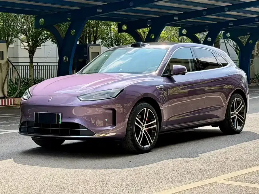 AITO M5 M5 2025 Extended Range Ultra 4WD Edition 2025 — фото 1, купить с доставкой в Москву