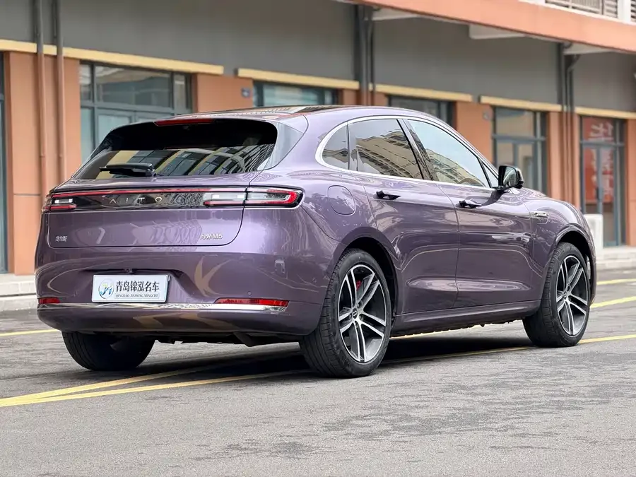 AITO M5 M5 2025 Extended Range Ultra 4WD Edition 2025 — миниатюра 4