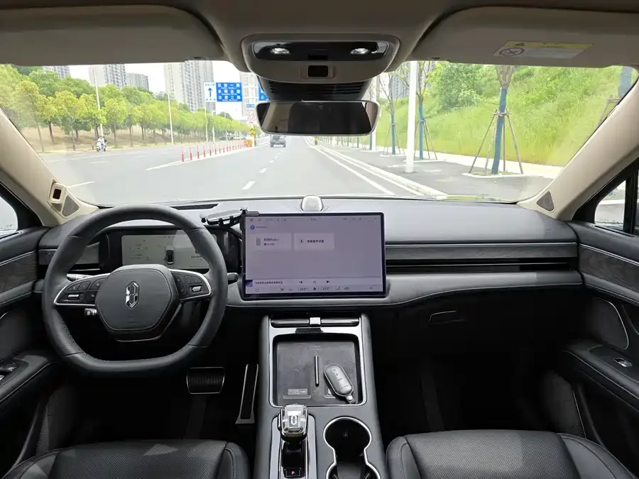 AITO M5 M5 2023 pure electric rear-wheel drive intelligent driving version 2023 — миниатюра 4
