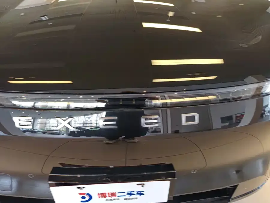 Exeed Star Era ET Star Era ET 2025 Extended Range 240 Max Four-Wheel Drive Urban Assisted Driving 2025 — миниатюра 2